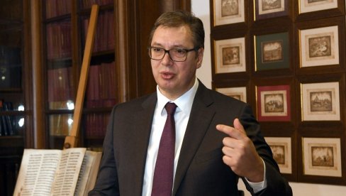 PREDSEDNIK SRBIJE U RUSKOM DOMU: Vučić o reviziji istorij