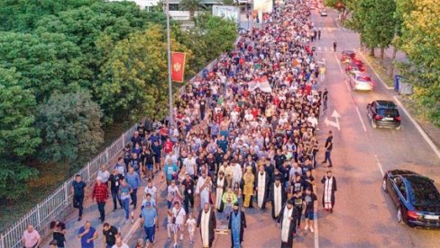 PODRŠKA OD 483 POMORCA: Nastavljaju se poruke za SPC u Crnoj Gori PODRŠKA OD 483 POMORCA: Nastavljaju se poruke za SPC u Crnoj Gori