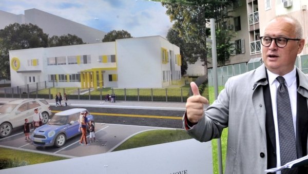 Весић положио камен темељац за нов вртић на Бежанијској коси Весић положио камен темељац за нов вртић на Бежанијској коси