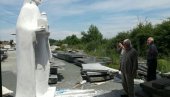 Ариље тесно за краља Драгутина, црква не би да бисту поставе на градски трг Ариље тесно за краља Драгутина, црква не би да бисту поставе на градски трг