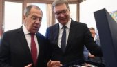 Шта је Вучић поклонио Сергеју Лаврову, а шта је добио наш председник? (ФОТО) Шта је Вучић поклонио Сергеју Лаврову, а шта је добио наш председник? (ФОТО)