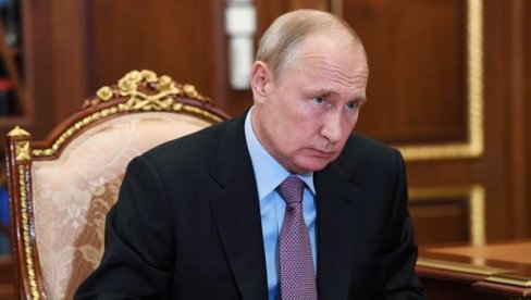 AMERIČKI SENATORI OPTUŽILI PUTINA: Za hakovanje servera demokrata AMERIČKI SENATORI OPTUŽILI PUTINA: Za hakovanje servera demokrata