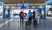 ZARAŽENA CELA SRPSKA PORODICA NA LEFKADI: U bolnicu smešteno i troje dece ZARAŽENA CELA SRPSKA PORODICA NA LEFKADI: U bolnicu smešteno i troje dece