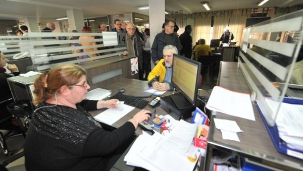КАТАСТАРСКИ АЛАРМ ШТИТИ ОД ПРЕВАРА: Више неће бити дуплих продаја јер дигитални систем бележи све промене КАТАСТАРСКИ АЛАРМ ШТИТИ ОД ПРЕВАРА: Више неће бити дуплих продаја јер дигитални систем бележи све промене