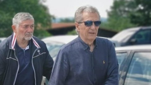 МНОГО ЋЕМО ТЕК ДА САЗНАМО: Певач Мирослав Илић о серији Породица - Не знам зашто би Марија Милошевић подносила тужбу! МНОГО ЋЕМО ТЕК ДА САЗНАМО: Певач Мирослав Илић о серији Породица - Не знам зашто би Марија Милошевић подносила тужбу!