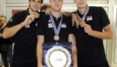 Korona hara u odbojkaškoj reprezentaciji Srbije: I Lisinac pozitivan Korona hara u odbojkaškoj reprezentaciji Srbije: I Lisinac pozitivan