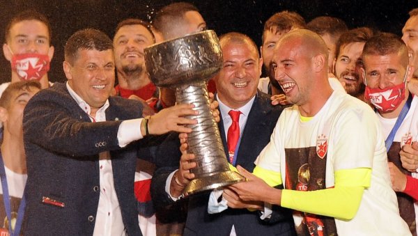 ТЕРЗИЋ НАМ ЈЕ СКИДАО ЗВЕЗДЕ СА НЕБА: Бивши тренер Звезде проговорио о времену проведеном на Маракани ТЕРЗИЋ НАМ ЈЕ СКИДАО ЗВЕЗДЕ СА НЕБА: Бивши тренер Звезде проговорио о времену проведеном на Маракани