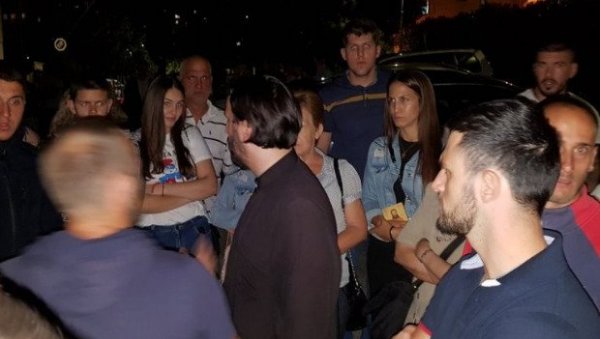 Поруке са литија у Херцег Новом: Одбрана светиња НАШ ИЗБОР И НАШ ЖИВОТ Поруке са литија у Херцег Новом: Одбрана светиња НАШ ИЗБОР И НАШ ЖИВОТ