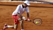 ВЕЛИКИ УДАРАЦ ЗА ТЕНИС: Ђоковић најавио да се не игра ни Мадрид, “бели спорт” на коленима ВЕЛИКИ УДАРАЦ ЗА ТЕНИС: Ђоковић најавио да се не игра ни Мадрид, “бели спорт” на коленима