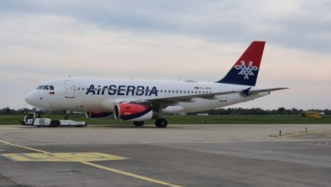 ЛЕТОВИ ОТКАЗАНИ ЗБОГ НЕВРЕМЕНА: На Аеродрому Никола Тесла киша довела и до вишесатних кашења полазака ЛЕТОВИ ОТКАЗАНИ ЗБОГ НЕВРЕМЕНА: На Аеродрому Никола Тесла киша довела и до вишесатних кашења полазака