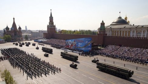 Дефиле победе на Црвеном тргу: Данас у Москви велика парада Дефиле победе на Црвеном тргу: Данас у Москви велика парада