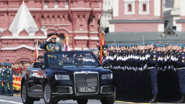 ПУТИН ПРЕЛОМИО: Парада победе ове године без гостију из иностранства! ПУТИН ПРЕЛОМИО: Парада победе ове године без гостију из иностранства!