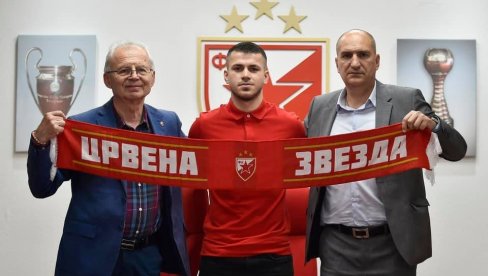 Звезда довела прво појачање: Стигао Спиридоновић Звезда довела прво појачање: Стигао Спиридоновић