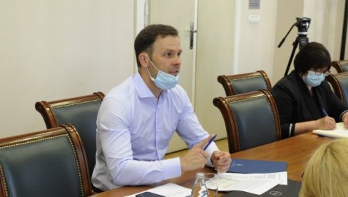 Министар Мали започео разговоре са Мисијом ММФ-а Министар Мали започео разговоре са Мисијом ММФ-а