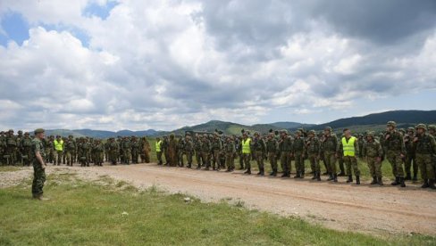 VOJNA VEŽBA NA PASULJANSKIM LIVADAMA: Zabrana kretanja u zoni opasnog područja važiće sutra i prekosutra VOJNA VEŽBA NA PASULJANSKIM LIVADAMA: Zabrana kretanja u zoni opasnog područja važiće sutra i prekosutra