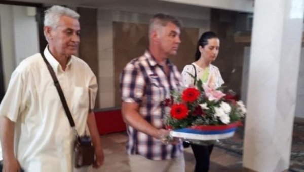 Бундалу на Вучијаку уручена награда 19. песничких сусрета Бундалу на Вучијаку уручена награда 19. песничких сусрета