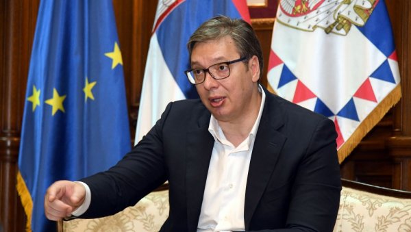 ВУЧИЋ ОДГОВОРИО УКРАЈИНСКОМ АМБАСАДОРУ: Не могу да се сетим да су се 1999. године претргли у помоћи СРЈ ВУЧИЋ ОДГОВОРИО УКРАЈИНСКОМ АМБАСАДОРУ: Не могу да се сетим да су се 1999. године претргли у помоћи СРЈ