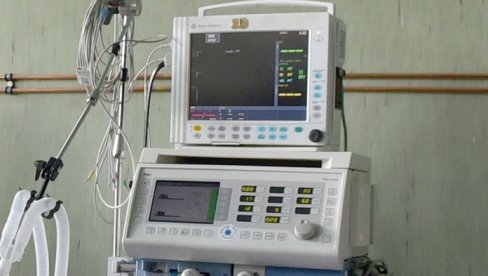 SRBIJA DOBIJA NOVE RESPIRATORE: Predsednik istakao - Potpuno smo pripremljeni, očekujem pad broja ljudi na respiratorima SRBIJA DOBIJA NOVE RESPIRATORE: Predsednik istakao - Potpuno smo pripremljeni, očekujem pad broja ljudi na respiratorima