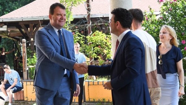 Мировић: Обезбедили смо тестирање широм Војводине Мировић: Обезбедили смо тестирање широм Војводине