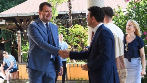 Мировић: Обезбедили смо тестирање широм Војводине Мировић: Обезбедили смо тестирање широм Војводине