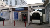 МЛАДИЋА НАПАЛИ СРПОМ: Ужас у Крагујевцу - пресрели момка и пресекли му бутину МЛАДИЋА НАПАЛИ СРПОМ: Ужас у Крагујевцу - пресрели момка и пресекли му бутину