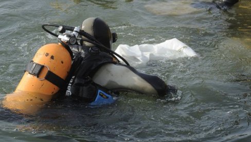 TRAGEDIJA NA ADI CIGANLIJI: Ronioci izvukli tela maloletnika