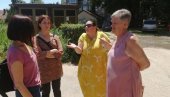 Станари суботичког насеља Радијалац негодују: Не ломите нам багрење и брезе! Станари суботичког насеља Радијалац негодују: Не ломите нам багрење и брезе!