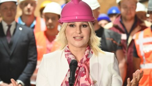 MINISTARKA MIHAJLOVIĆ: Gornji Milanovac dobija novi put do auto-puta Miloš Veliki MINISTARKA MIHAJLOVIĆ: Gornji Milanovac dobija novi put do auto-puta Miloš Veliki