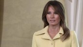 ОГЛАСИЛА СЕ МЕЛАНИЈА ТРАМП: Ево које симптоме има и како се осећа прва дама САД (ФОТО) ОГЛАСИЛА СЕ МЕЛАНИЈА ТРАМП: Ево које симптоме има и како се осећа прва дама САД (ФОТО)
