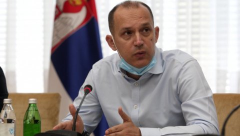 ЛОНЧАР: Поруке Кону скандалозне, хитна реакција надлежних ЛОНЧАР: Поруке Кону скандалозне, хитна реакција надлежних