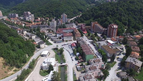 Ванредне мере у Мајданпеку: Без весеља и свадби до даљег Ванредне мере у Мајданпеку: Без весеља и свадби до даљег