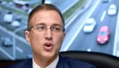 Stefanović: Napadi na policajce su nedopustivi i nećemo ih tolerisati Stefanović: Napadi na policajce su nedopustivi i nećemo ih tolerisati