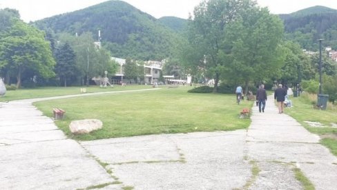 I Prijepolje uvelo vanrednu situaciju: 11 slučajeva zaraze za tri dana I Prijepolje uvelo vanrednu situaciju: 11 slučajeva zaraze za tri dana