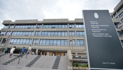 UBISTVO VLASNIKA I PLJAČKA MENJAČNICE: Optuženi bračni par negirao delo UBISTVO VLASNIKA I PLJAČKA MENJAČNICE: Optuženi bračni par negirao delo