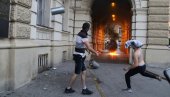 DAN POSLE NAPADA NA GRADSKU KUĆU U NOVOM SADU: Radili ono što ni fašisti ni NATO nisu DAN POSLE NAPADA NA GRADSKU KUĆU U NOVOM SADU: Radili ono što ni fašisti ni NATO nisu