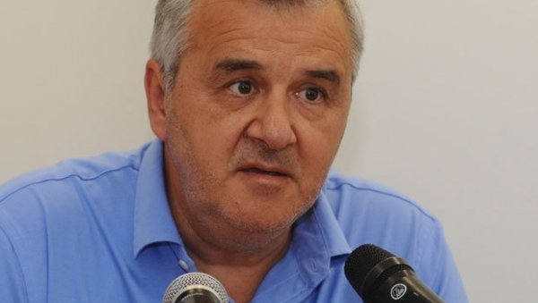 ЖЕЛИМО ДА БУДЕМО У ВРХУ: Божидар Ђурковић се вратио на чело Рукометног савеза Србије са циљем да репрезентације изборе Олимпијске игре ЖЕЛИМО ДА БУДЕМО У ВРХУ: Божидар Ђурковић се вратио на чело Рукометног савеза Србије са циљем да репрезентације изборе Олимпијске игре