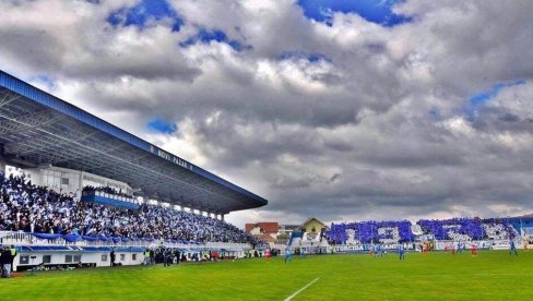 (OPET) SKANDAL U NOVOM PAZARU:  Trener golmana plavo-belih fizički napao vezistu Voždovca