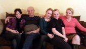 POŠLE SU IZ BEOGRADA OCU NA SAHRANU, ALI GA NISU ISPRATILE: Sestrama Jovović dozvoljeno, pa zabranjeno da uđu u Crnu Goru POŠLE SU IZ BEOGRADA OCU NA SAHRANU, ALI GA NISU ISPRATILE: Sestrama Jovović dozvoljeno, pa zabranjeno da uđu u Crnu Goru