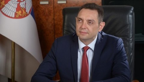 АЛЕКСАНДАР ВУЛИН ПОДНЕО ОСТАВКУ НА МЕСТО ДИРЕКТОРА БИА АЛЕКСАНДАР ВУЛИН ПОДНЕО ОСТАВКУ НА МЕСТО ДИРЕКТОРА БИА