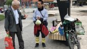 ЈАПАНАЦ КРЕНУО НА ПУТ БИЦИКЛОМ ПА ЗАВРШИО У ПИРОТУ: Читаву деценију без пребијене паре крстари земљом ЈАПАНАЦ КРЕНУО НА ПУТ БИЦИКЛОМ ПА ЗАВРШИО У ПИРОТУ: Читаву деценију без пребијене паре крстари земљом