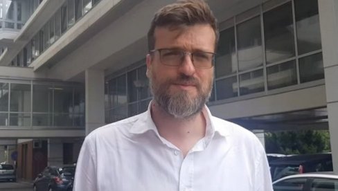 PREDAO SE SRĐAN NOGO: Sumnjiči se za pozivanje na ubistvo predsednika i policajaca PREDAO SE SRĐAN NOGO: Sumnjiči se za pozivanje na ubistvo predsednika i policajaca