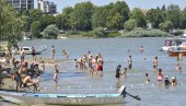 ЗВАНИЧНО ОТВОРЕНА КУПАЛИШНА СЕЗОНА НА ЛИДУ: Купање од девет до 19 часова до 1. септембра ЗВАНИЧНО ОТВОРЕНА КУПАЛИШНА СЕЗОНА НА ЛИДУ: Купање од девет до 19 часова до 1. септембра