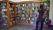 HANDKE SE ČEKA ŠEST MESECI: Biblioteka grada ima manje čitalaca nego inače HANDKE SE ČEKA ŠEST MESECI: Biblioteka grada ima manje čitalaca nego inače