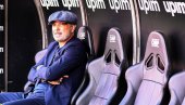 Mihajlović u klinču s novinarima: Postavljate mi pitanja preko neke stvari, i bez vas ću teško zaboraviti na bolest Mihajlović u klinču s novinarima: Postavljate mi pitanja preko neke stvari, i bez vas ću teško zaboraviti na bolest