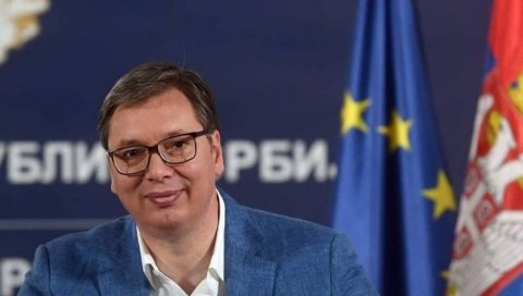 АЛЕКСАНДАР ВУЧИЋ У ХИТ ТВИТУ АЛЕКСАНДАР ВУЧИЋ У ХИТ ТВИТУ
