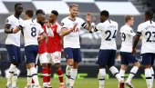 TOTENHEM SLAVIO U DERBIJU LONDONA: Arsenal od sjaja do očaja, junak Aldervejreld TOTENHEM SLAVIO U DERBIJU LONDONA: Arsenal od sjaja do očaja, junak Aldervejreld