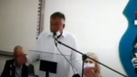 ДАЧИЋЕВ ПОТРЕДСЕДНИК УДАРИО НА ВУЧИЋА: Тончев прети блокадом ауто-пута! ДАЧИЋЕВ ПОТРЕДСЕДНИК УДАРИО НА ВУЧИЋА: Тончев прети блокадом ауто-пута!
