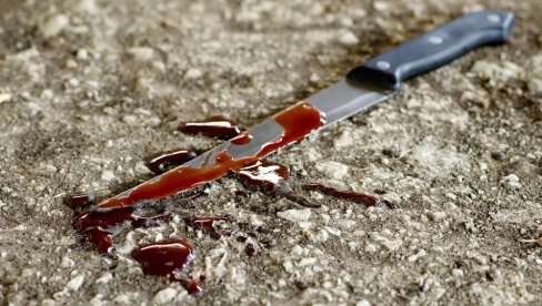 SIN (17) IZBO OCA U PRISUSTVU MAJKE: Detalji porodične tragedije u Paraćinu SIN (17) IZBO OCA U PRISUSTVU MAJKE: Detalji porodične tragedije u Paraćinu
