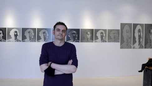 ПОРТРЕТ У ВРЕМЕНУ СЕЛФИЈА ПОРТРЕТ У ВРЕМЕНУ СЕЛФИЈА