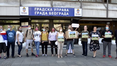 НИ МЕТАР КОШУТЊАКА ЗА ИЗГРАДЊУ СТАНОВА НИ МЕТАР КОШУТЊАКА ЗА ИЗГРАДЊУ СТАНОВА